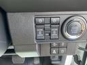 運転席よりスライドドアの操作ができます◎