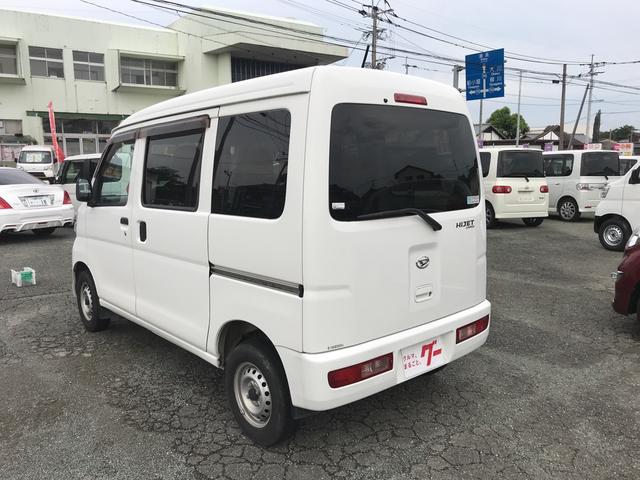 ハイゼットカーゴ 　両側スライドドア　キーレス　エアコン　パワステパワーウィンドウ　修復歴無し　６６０ｃｃ　オートマ車　５Ｄ　ガソリン車　車検無し（6枚目）