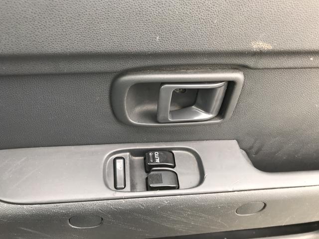 ハイゼットカーゴ 　両側スライドドア　キーレス　エアコン　パワステパワーウィンドウ　修復歴無し　６６０ｃｃ　オートマ車　５Ｄ　ガソリン車　車検無し（11枚目）