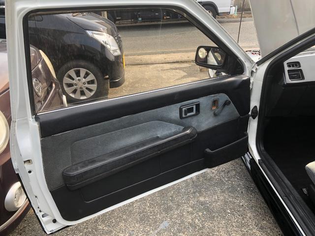 カローラレビン ＧＴ　ＡＰＥＸ　ブリッツ車高調新品　ハイカム　エキマニ　アペックスマフラー　電動ファン　エアコン　パワステ　レカロシート　Ｂｌｕｅｔｏｏｔｈ　ＥＴＣ　外装塗装済（26枚目）