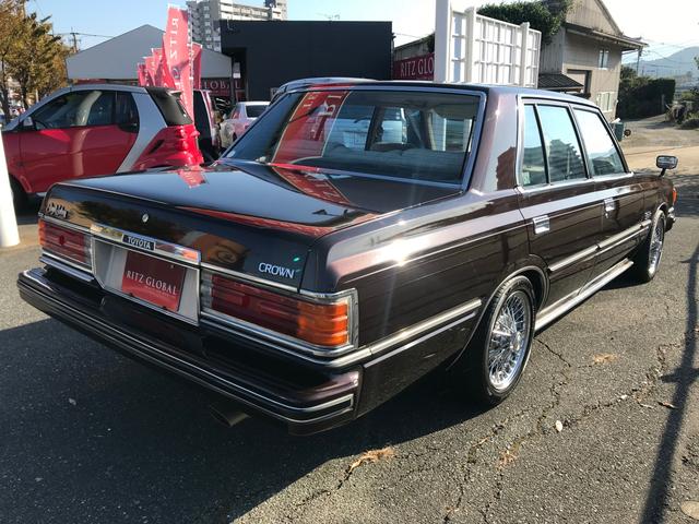 ロイヤルサルーン 2.8L(4枚目)