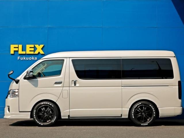 GL ハイエースワゴン FLEXシートアレンジ アレンジAS 10人乗り 車中泊対応フルフラット テーブル 後ろ向き対座可能 床張りフローリング パワスラ付き カロッツェリアSDフルセグナビ 後席モニター(5枚目)