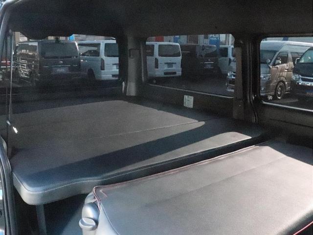 ハイエースバン スーパーＧＬ　ダークプライムＩＩ　高年式・両側自動ドア完備（2枚目）