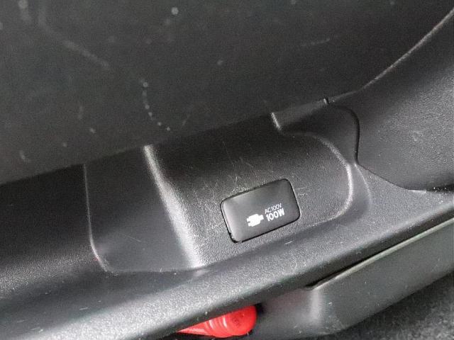 ハイエースバン ロングスーパーＧＬマルチロールトランスポータタイプＩＩ　ＭＲＴオプション補助バッテリー搭載（18枚目）