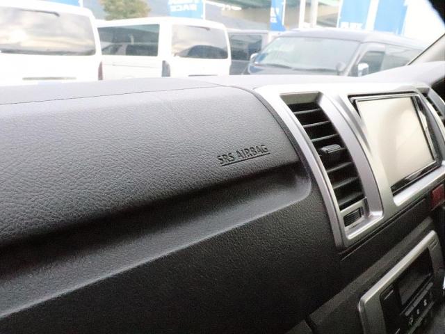 ハイエースバン ロングスーパーＧＬマルチロールトランスポータタイプＩＩ　ＭＲＴオプション補助バッテリー搭載（19枚目）