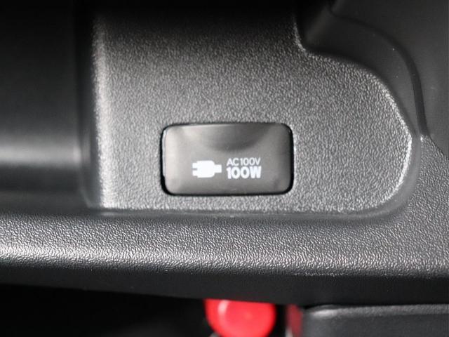 ハイエースバン スーパーGL ダークプライムII 高年式 NEO TRACE(スモーク) バルベロディープス17インチAW ナスカーホワイトレターコムテックドライブレコーダー パノラミックビューモニター 1.5インチローダウン 純正SDナビ(17枚目)