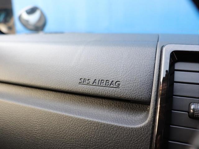 ハイエースバン スーパーGL ダークプライムII 高年式 NEO TRACE(スモーク) バルベロディープス17インチAW ナスカーホワイトレターコムテックドライブレコーダー パノラミックビューモニター 1.5インチローダウン 純正SDナビ(18枚目)