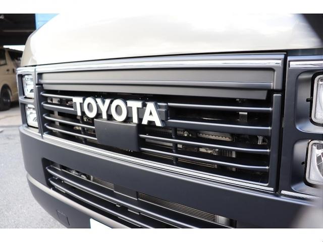 ハイエースバン ロングスーパーＧＬ　Ｒｅｎｏｃａ　ＣｏａｓｔＬｉｎｅｓアッシュカーキＮＥＷペイント　高出力ディーゼルターボ！お仕事用に活用可能！　Ｄｅｌｆ０３　１７インチＡＷ　７インチ純正ナビ　ＥＴＣ　ＡＣ１００Ｖ電源　自動防眩ミラー（4枚目）