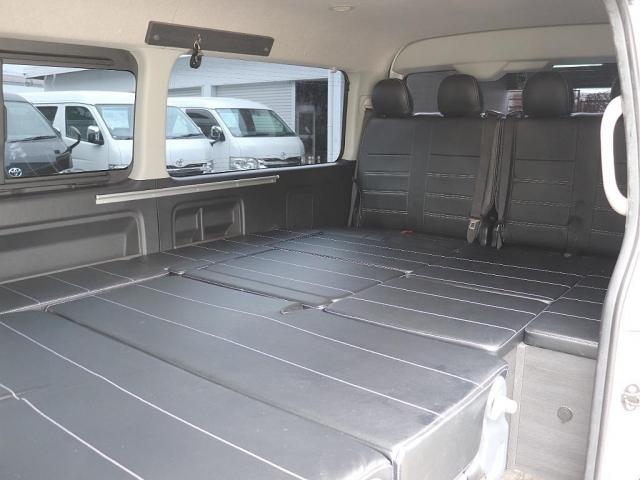 �t���t���b�g���[�h�I�t�B�����{�H�ς݂ŎԒ����ɂ��劈��