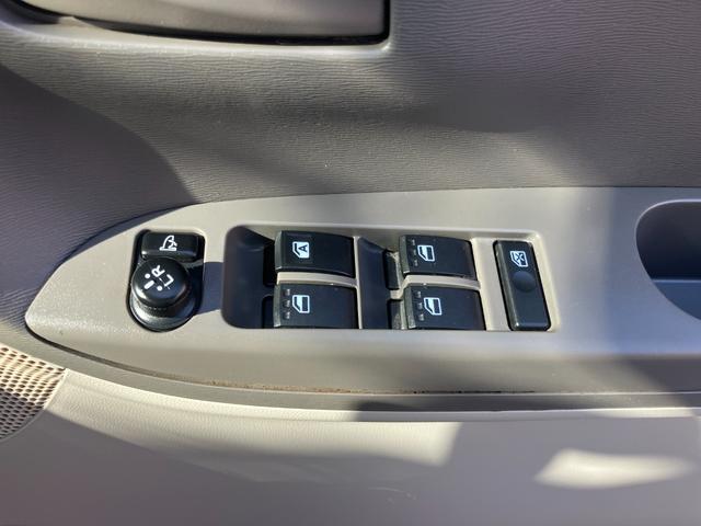 タント Ｘ　ＳＡ　衝突軽減ブレーキ　純正アルミホイール　パワースライドドア　ＳＤナビフルセグＴＶ　Ｂｌｕｅｔｏｏｔｈ対応　ＥＴＣ　アイドリングストップ　スマートキー　オートエアコン　取扱説明書　整備点検記録簿（31枚目）