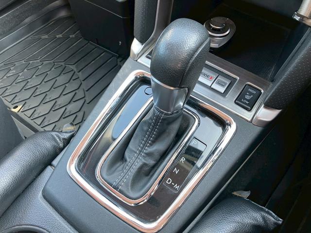 フォレスター Ｓ－リミテッド　メモリーナビ　フルセグＴＶ　バックモニター　ＬＥＤヘッドライト　クルーズコントロール　スマートキー　プッシュスタート　パドルシフト　パワーシート　ＥＴＣ　純正アルミ　シートヒーター　プライバシーガラス（38枚目）