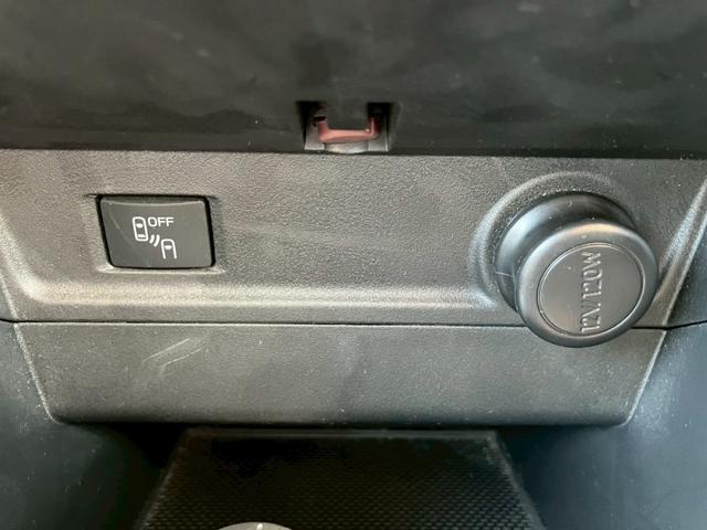 フォレスター Ｓ－リミテッド　メモリーナビ　フルセグＴＶ　バックモニター　ＬＥＤヘッドライト　クルーズコントロール　スマートキー　プッシュスタート　パドルシフト　パワーシート　ＥＴＣ　純正アルミ　シートヒーター　プライバシーガラス（40枚目）