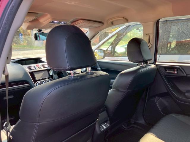 フォレスター Ｓ－リミテッド　メモリーナビ　フルセグＴＶ　バックモニター　ＬＥＤヘッドライト　クルーズコントロール　スマートキー　プッシュスタート　パドルシフト　パワーシート　ＥＴＣ　純正アルミ　シートヒーター　プライバシーガラス（51枚目）