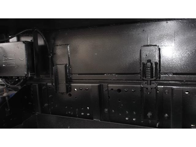 エルフトラック 　極東開発　プレスパッカー車　連続積込　バックカメラ　ワイドボディ　６．５ｍ３　インタークーラーターボ　スス焼き無し　６速ミッション　パワーウィンドウ　エアコン　パワーステアリング　エアバック（34枚目）