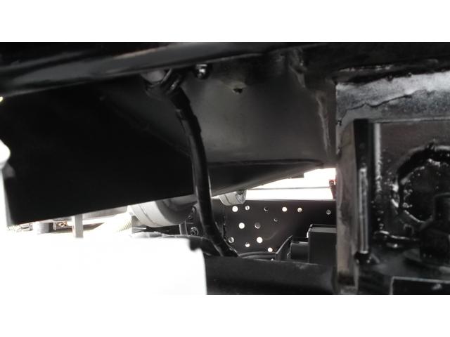 エルフトラック 　３．７ｔモリタバキュームカー　糞尿車　衛生車　ワイドボディ　インタークーラーターボ　Ｆ６速（18枚目）