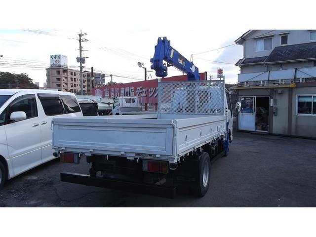 エルフトラック 　前田４段クレーン　ラジコン付　フックイン　３ペダル　荷台寸法３６０Ｘ１８０（9枚目）