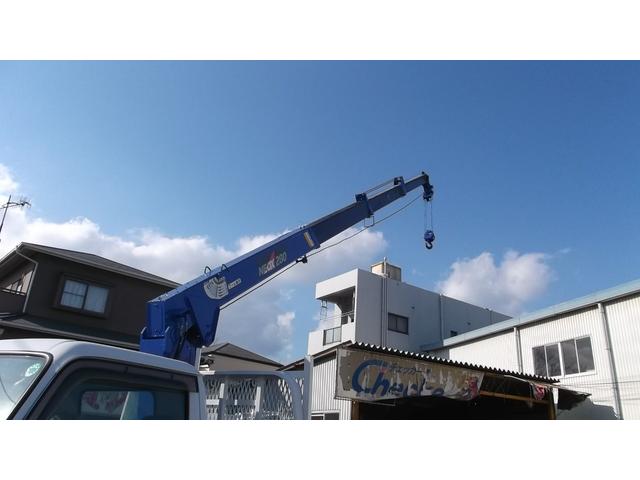 エルフトラック 　前田４段クレーン　ラジコン付　フックイン　３ペダル　荷台寸法３６０Ｘ１８０（17枚目）