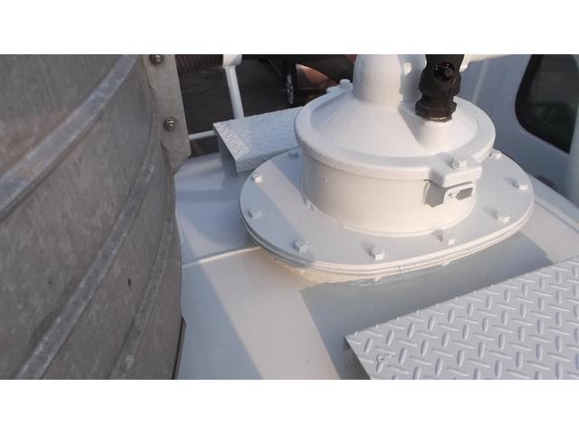 キャンター 　２．９ｔモリタエコノスバキュームカー・糞尿車・衛生車・標準ドディ・５速・インタークーラーターボ（17枚目）