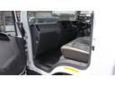 エルフトラック 　３．７ｔモリタバキュームカー　糞尿車　衛生車　ワイドボディ　インタークーラーターボ　Ｆ６速（5枚目）