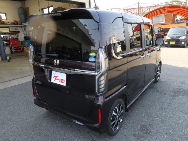 Ｎ－ＢＯＸカスタム Ｇ・Ｌホンダセンシング　左側電動スライドドア　スマートキー　プッシュスタート　ナビ　バックモニター　純正１４インチアルミホイールオートエアコン　トラクションコントロール　電動格納ミラー　フルセグ　ドライブレコーダー（5枚目）