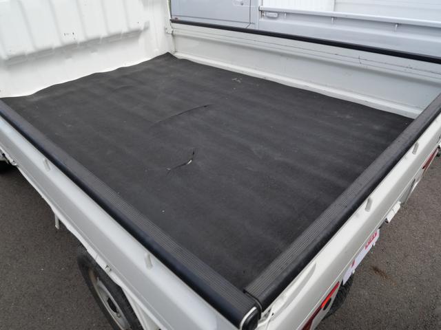 ハイゼットトラック スタンダード　エアコン　パワーステアリング　Ｗエアバッグ　三方開　荷台ガード　荷台マット　ラジオ（7枚目）