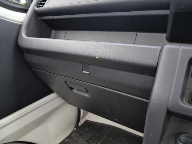 ハイゼットトラック スタンダード　エアコン　パワーステアリング　Ｗエアバッグ　三方開　荷台ガード　荷台マット　ラジオ（16枚目）