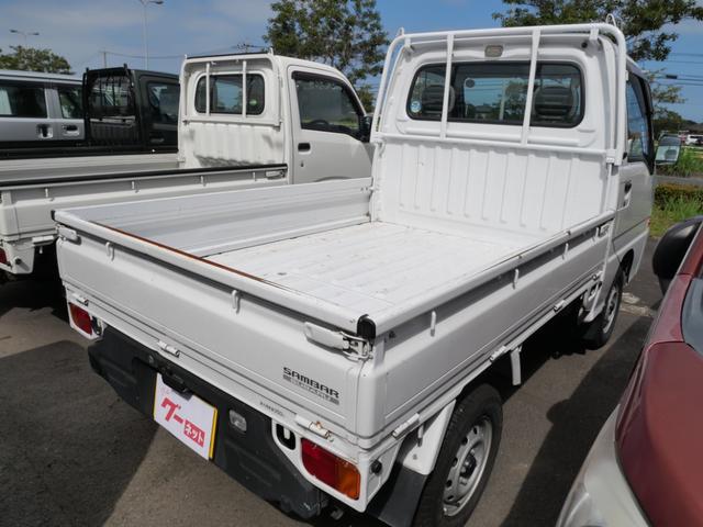 サンバートラック ＴＢ　セレクト４ＷＤ　エアコン　パワーステアリング　エアバッグ　三方開　ラジオ　ＥＴＣ（5枚目）