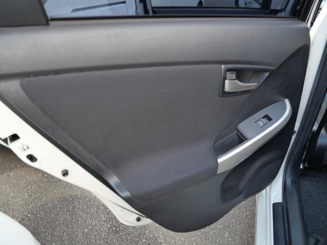 プリウス S スマートキー プッシュスタート ナビ バックモニター TV ドライブレコーダー ETC オートエアコン パワーステアリング(15枚目)