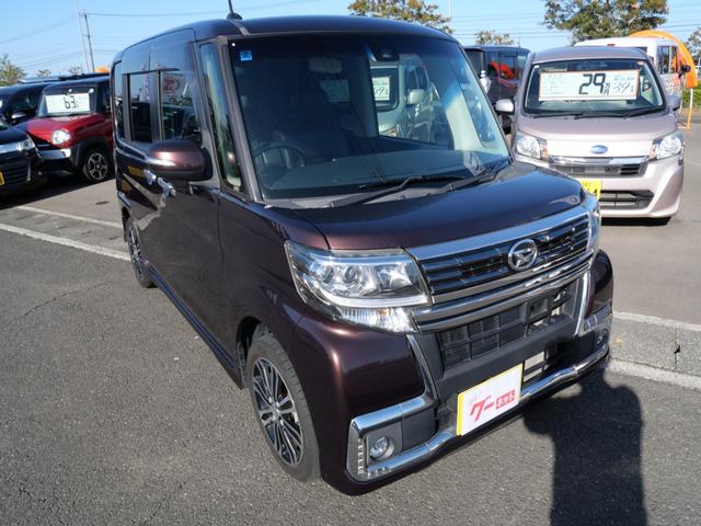 タント カスタムＸ　トップエディションＳＡＩＩ　両側電動スライドドア　スマートキー　プッシュスタート　ＥＴＣ　ナビ　フルセグ　バックモニター　オートエアコン　パワーステアリング（4枚目）