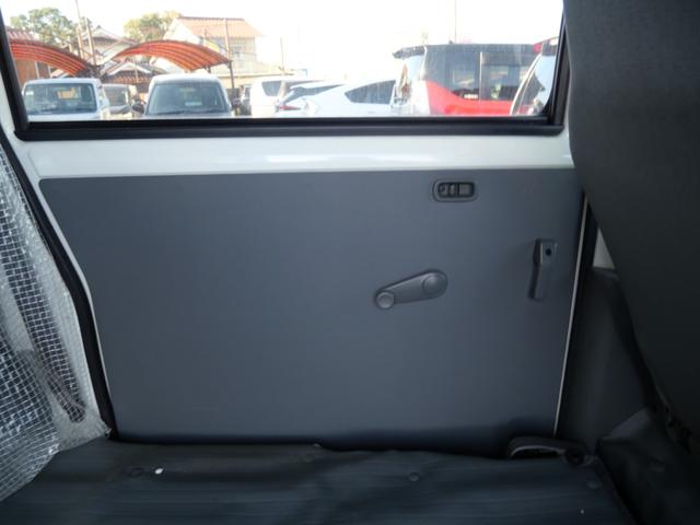 ミニキャブ・ミーブ CD 16.0kwh 4シーター ポータブルナビ キーレスエントリー ライトレベル調節 CD MD エアコン パワーステアリング パワーウィンドウ Wエアバッグ(13枚目)