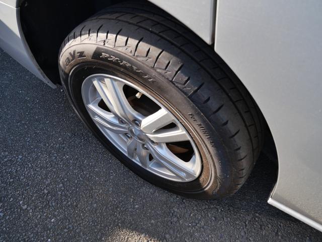 ランディ ２．０Ｓ　左側電動スライドドア　ナビ　ＴＶ　バックモニター　ＥＴＣ　スマートキー　プッシュスタート　パワーウィンドウ　パワーステアリング（10枚目）