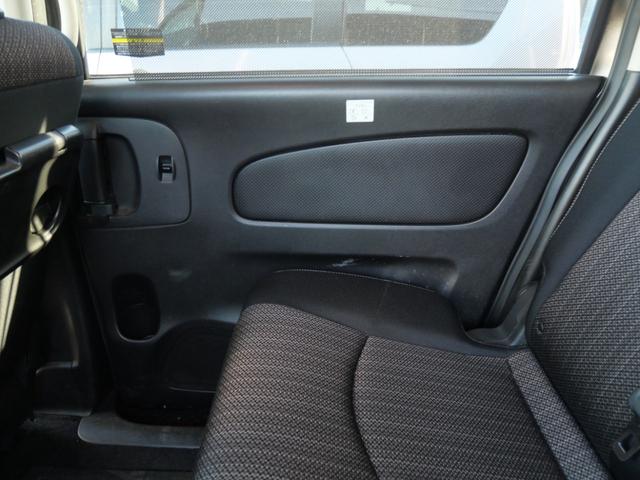 セレナ ハイウェイスター　Ｖセレクション＋セーフティ　ＳＨＶ　両側電動スライドドア　ＥＴＣ　オートエアコン　ナビ　バックモニター　フルセグ　インテリジェントキー　プッシュスタート　パワーステアリング（14枚目）