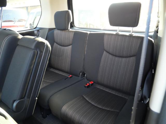 セレナ ハイウェイスター　Ｖセレクション＋セーフティ　ＳＨＶ　両側電動スライドドア　ＥＴＣ　オートエアコン　ナビ　バックモニター　フルセグ　インテリジェントキー　プッシュスタート　パワーステアリング（19枚目）