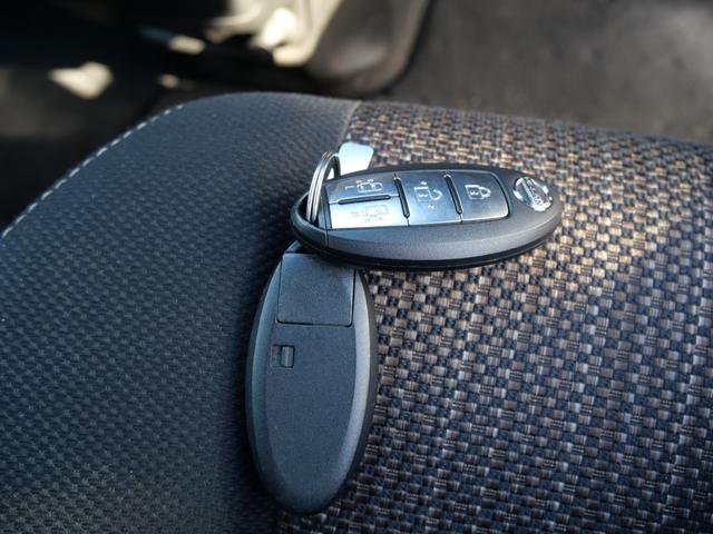 セレナ ハイウェイスター　Ｖセレクション＋セーフティ　ＳＨＶ　両側電動スライドドア　ＥＴＣ　オートエアコン　ナビ　バックモニター　フルセグ　インテリジェントキー　プッシュスタート　パワーステアリング（35枚目）