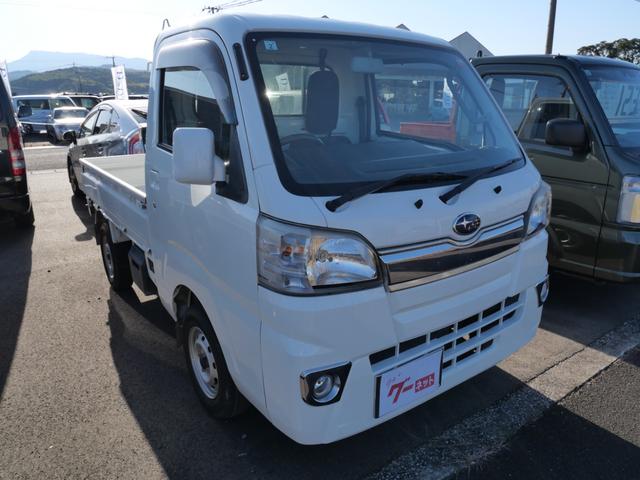 【成約特典　オイル交換】　当店でお車をご購入頂いたお客様は、６ヶ月もしくは５，０００ｋｍ毎のエンジンオイル交換を無料にて実施させて頂きます。詳しくはお問い合わせの際にスタッフまでお尋ねください。