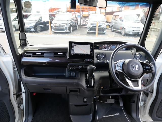 Ｎ－ＢＯＸカスタム Ｇ・Ｌホンダセンシング　左側電動スライドドア　スマートキー　プッシュスタート　ナビ　フルセグ　バックモニター　トラクションコントロール　オートエアコン　ＥＴＣ（8枚目）