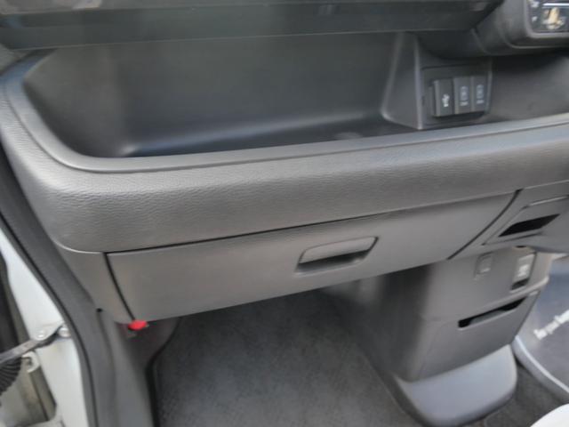 Ｎ－ＢＯＸカスタム Ｇ・Ｌホンダセンシング　左側電動スライドドア　スマートキー　プッシュスタート　ナビ　フルセグ　バックモニター　トラクションコントロール　オートエアコン　ＥＴＣ（19枚目）