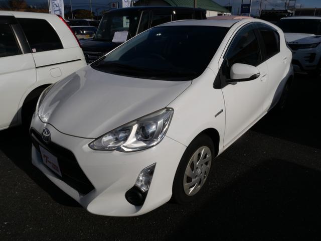 アクア Ｓ　キーレスエントリー　ナビ　フルセグ　バックモニター　ＥＴＣ　オートエアコン　電動格納ミラー　パワーステアリング　パワーウィンドウ（2枚目）