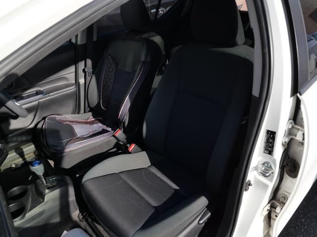 アクア Ｓ　キーレスエントリー　ナビ　フルセグ　バックモニター　ＥＴＣ　オートエアコン　電動格納ミラー　パワーステアリング　パワーウィンドウ（16枚目）