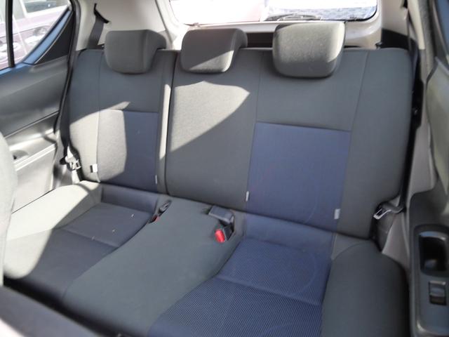 アクア Ｓ　キーレスエントリー　ナビ　フルセグ　バックモニター　ＥＴＣ　オートエアコン　電動格納ミラー　パワーステアリング　パワーウィンドウ（18枚目）