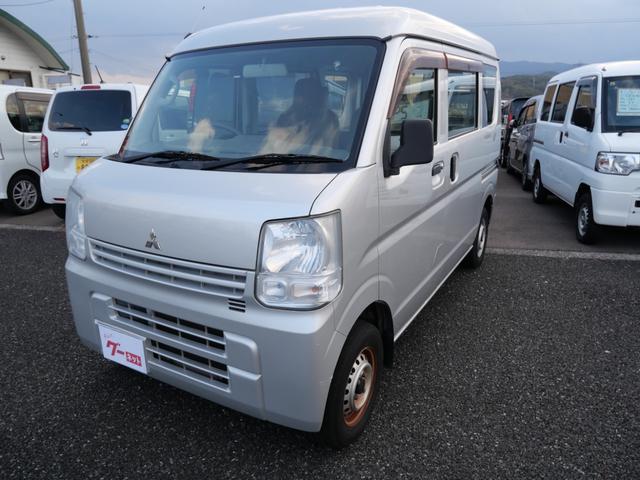 ミニキャブバン Ｍ　エアコン　パワーウィンドウ　パワーステアリング　Ｗエアバッグ　ラジオ　ライトレベル調節（2枚目）