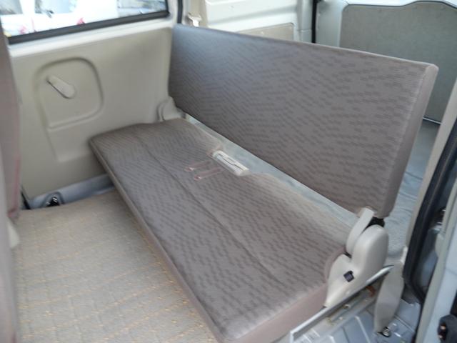 ミニキャブバン Ｍ　エアコン　パワーウィンドウ　パワーステアリング　Ｗエアバッグ　ラジオ　ライトレベル調節（17枚目）