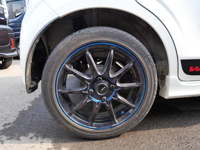 アルトワークス ベースグレード　ナビ　フルセグ　ＥＴＣ　オートエアコン　トラクションコントロール　社外１５インチアルミホイール　スマートキー　プッシュスタート（9枚目）