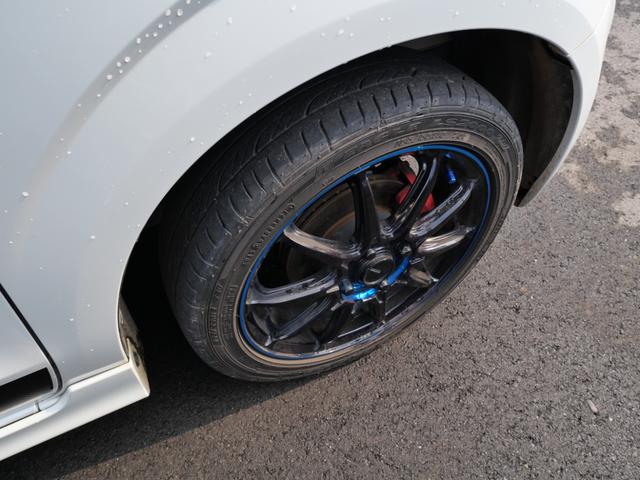 アルトワークス ベースグレード　ナビ　フルセグ　ＥＴＣ　オートエアコン　トラクションコントロール　社外１５インチアルミホイール　スマートキー　プッシュスタート（10枚目）