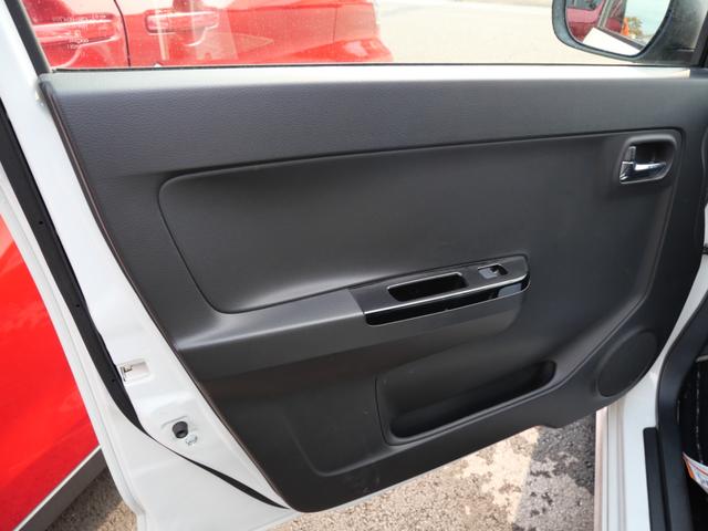 アルトワークス ベースグレード　ナビ　フルセグ　ＥＴＣ　オートエアコン　トラクションコントロール　社外１５インチアルミホイール　スマートキー　プッシュスタート（14枚目）