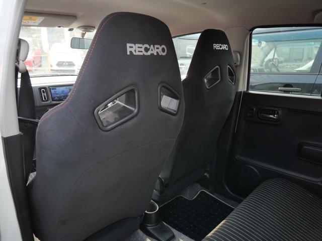 アルトワークス ベースグレード　ナビ　フルセグ　ＥＴＣ　オートエアコン　トラクションコントロール　社外１５インチアルミホイール　スマートキー　プッシュスタート（17枚目）