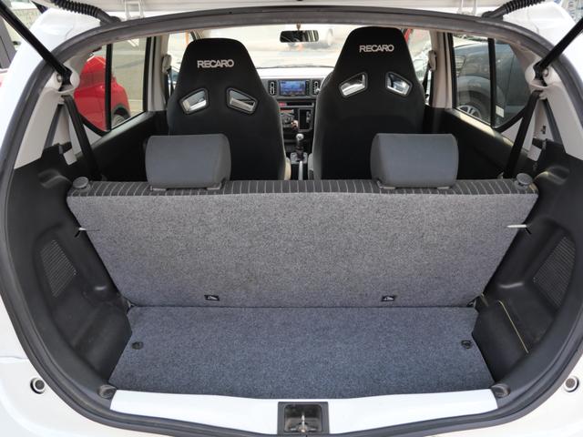 アルトワークス ベースグレード　ナビ　フルセグ　ＥＴＣ　オートエアコン　トラクションコントロール　社外１５インチアルミホイール　スマートキー　プッシュスタート（22枚目）