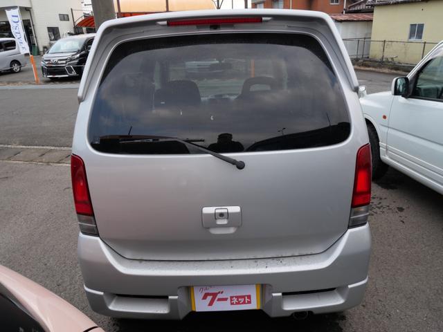 ワゴンＲ ＲＲ－Ｆ　キーレスエントリー　ＣＤ　電動格納ミラー　プライバシーガラス　社外１６インチアルミホイール　パワーウィンドウ　パワーステアリング（6枚目）