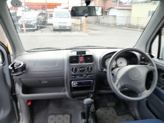 ワゴンＲ ＲＲ－Ｆ　キーレスエントリー　ＣＤ　電動格納ミラー　プライバシーガラス　社外１６インチアルミホイール　パワーウィンドウ　パワーステアリング（8枚目）