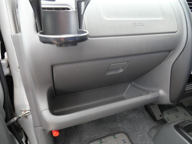 ワゴンＲ ＲＲ－Ｆ　キーレスエントリー　ＣＤ　電動格納ミラー　プライバシーガラス　社外１６インチアルミホイール　パワーウィンドウ　パワーステアリング（20枚目）